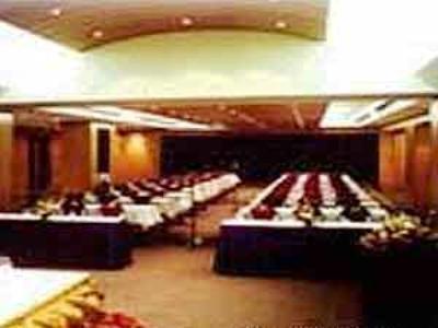 Rachaphruk Grand Hotel Nakhon Ratchasima Bagian luar foto