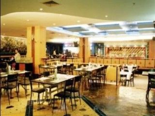 Rachaphruk Grand Hotel Nakhon Ratchasima Bagian luar foto