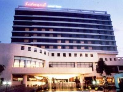Rachaphruk Grand Hotel Nakhon Ratchasima Bagian luar foto